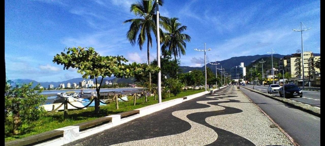 Casa Inteira Cravada Entre Os Principais Pontos Turisticos Villa Caraguatatuba Eksteriør bilde