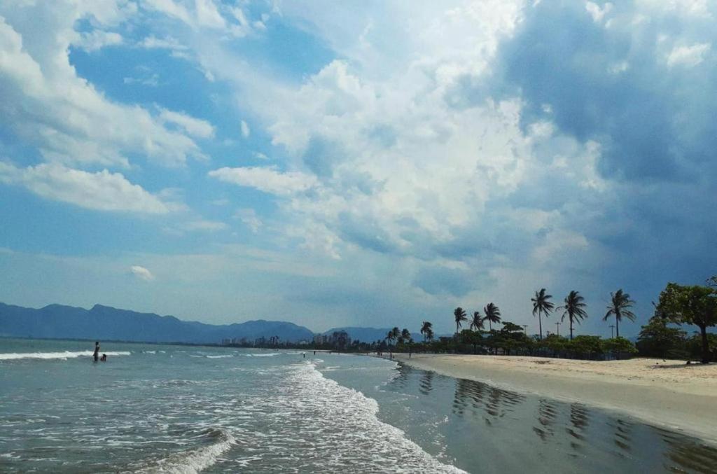 Casa Inteira Cravada Entre Os Principais Pontos Turisticos Villa Caraguatatuba Eksteriør bilde
